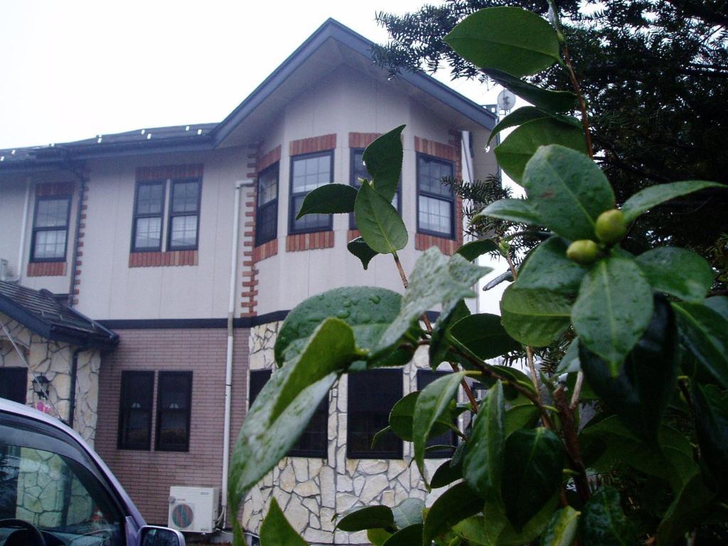 ペンションカパルア軽井沢 Hotel Karuizava Kültér fotó